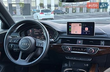 Седан Audi A4 2018 в Ровно