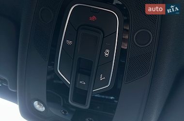 Седан Audi A4 2018 в Ровно