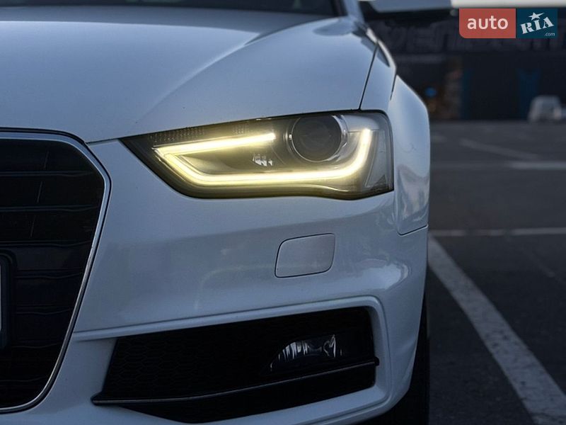 Седан Audi A4 2013 в Києві
