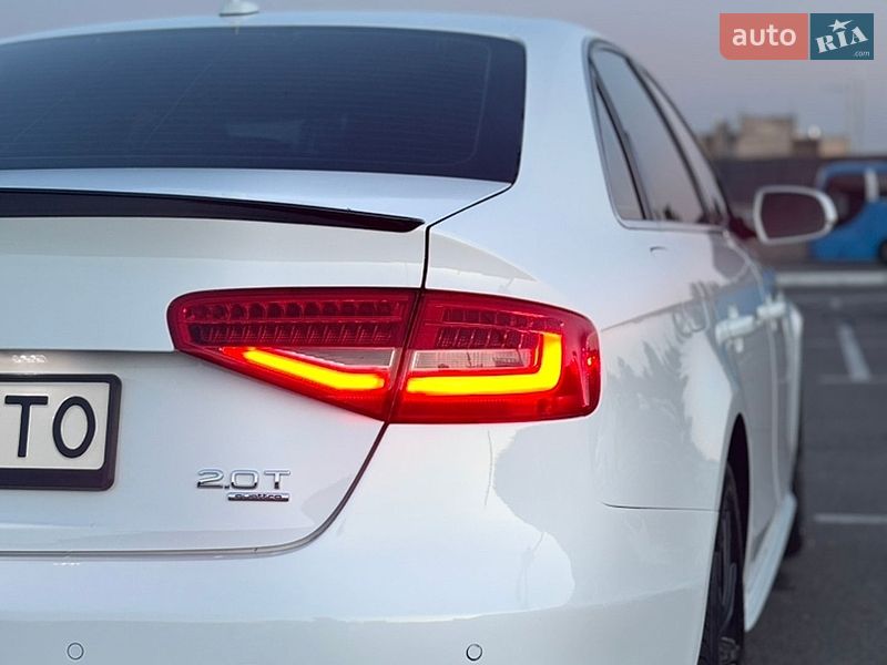 Седан Audi A4 2013 в Києві