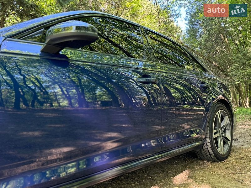 Седан Audi A4 2017 в Хмельницком