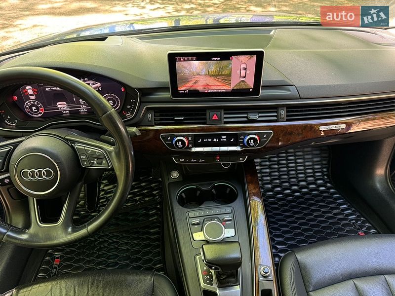 Седан Audi A4 2017 в Хмельницком