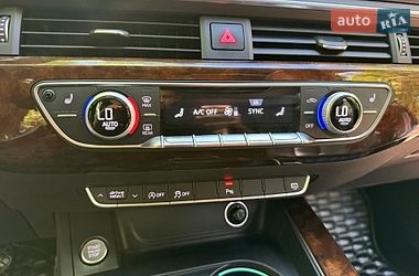 Седан Audi A4 2017 в Хмельницком