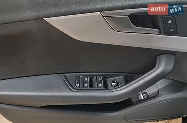 Седан Audi A4 2021 в Киеве
