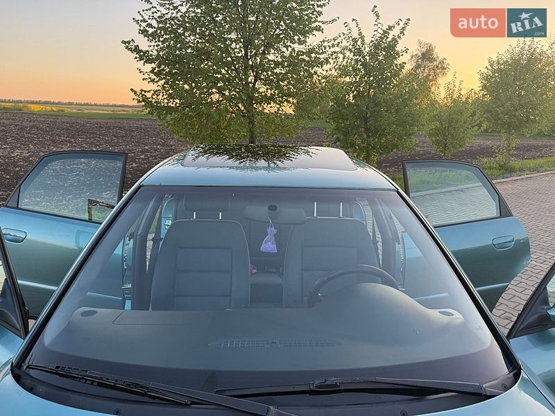 Седан Audi A4 1999 в Липовце