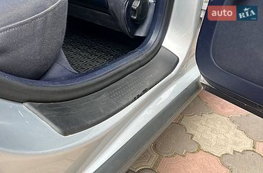 Седан Audi A4 2001 в Днепре