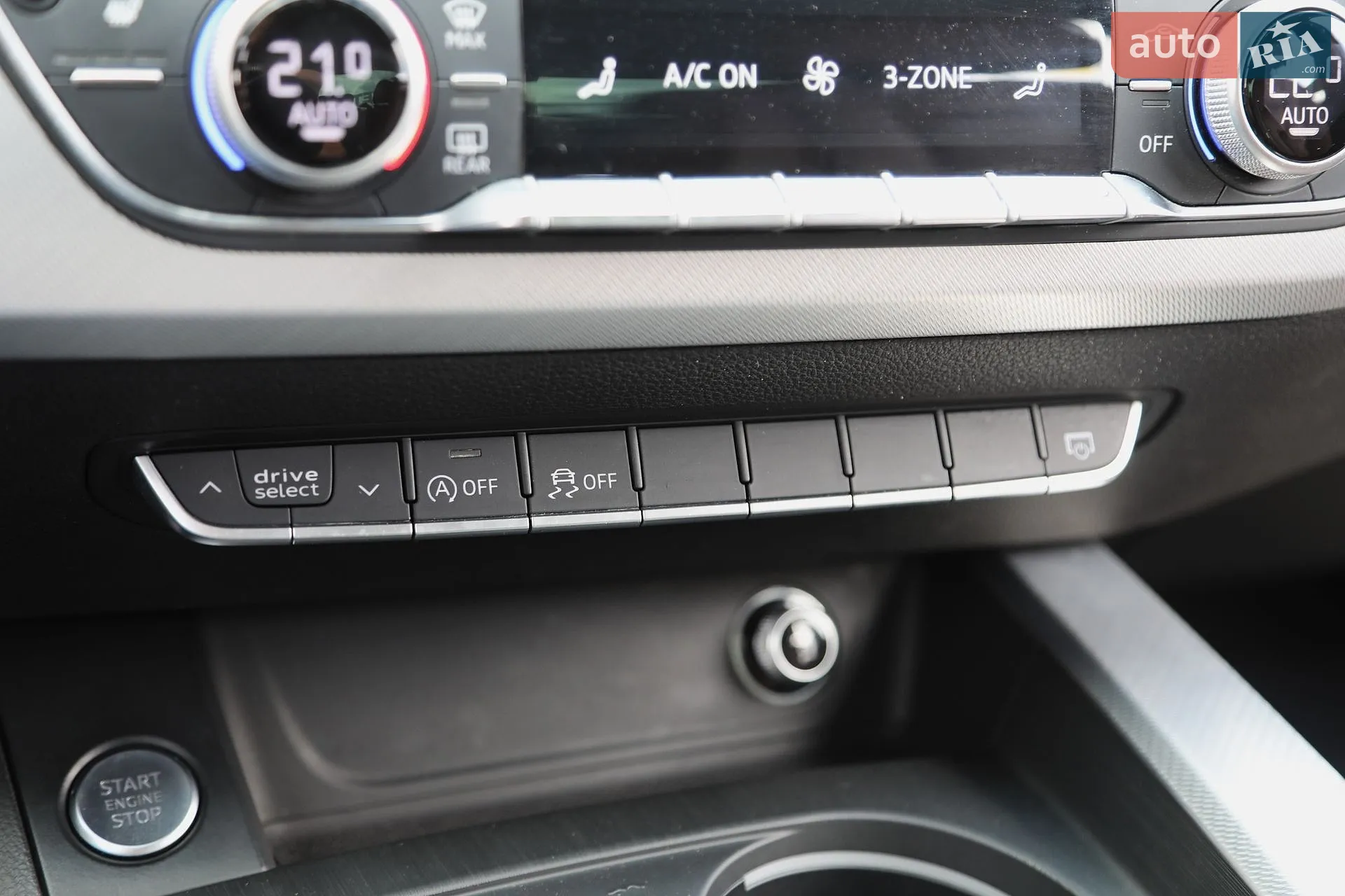 2016 Audi A4 - мініатюра 22