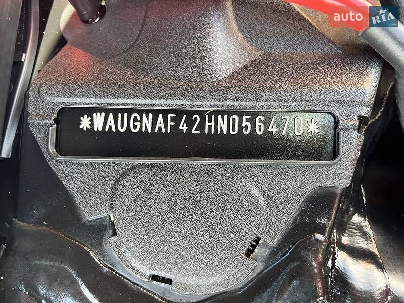 Седан Audi A4 2016 в Рівному
