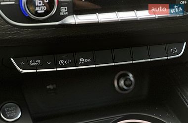 Седан Audi A4 2019 в Львове