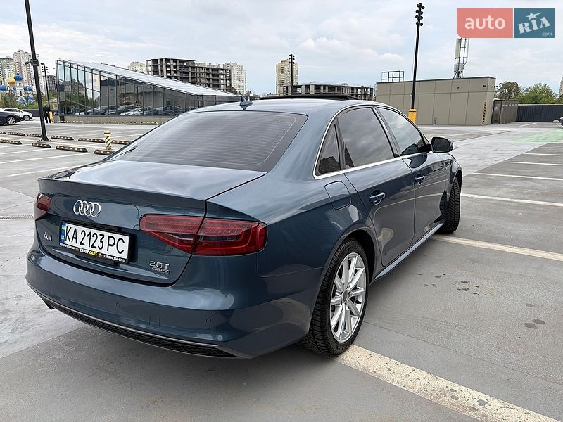 Седан Audi A4 2014 в Киеве
