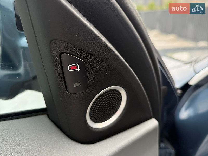 Седан Audi A4 2014 в Киеве