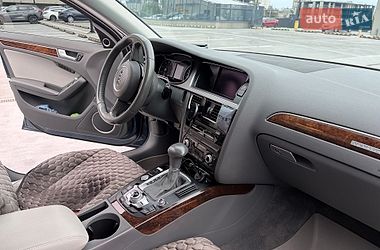 Седан Audi A4 2014 в Киеве