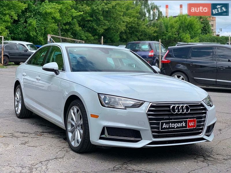 Седан Audi A4 2019 в Житомире