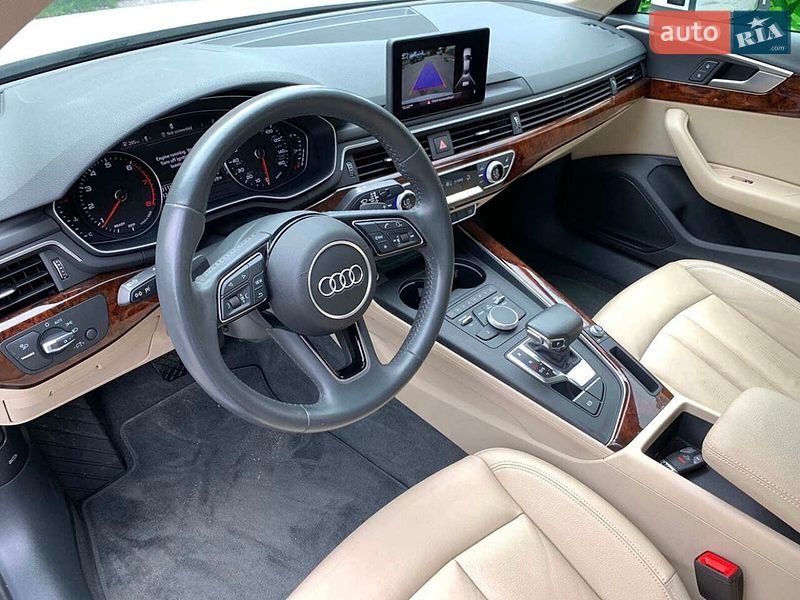 Седан Audi A4 2019 в Житомире