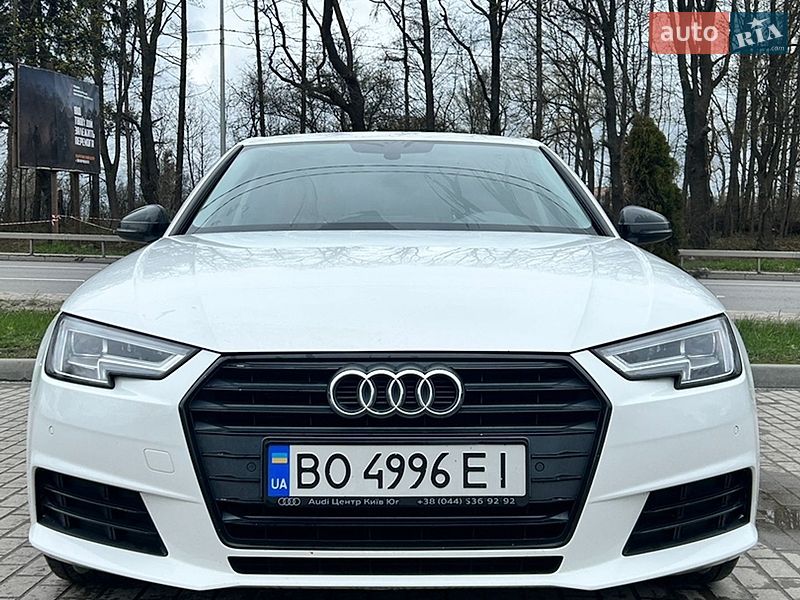 Седан Audi A4 2017 в Львове