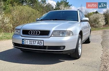 Універсал Audi A4 1999 в Яворові