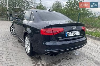 Седан Audi A4 2013 в Дрогобыче