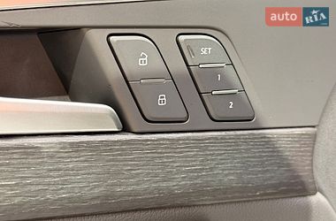 Седан Audi A4 2017 в Киеве
