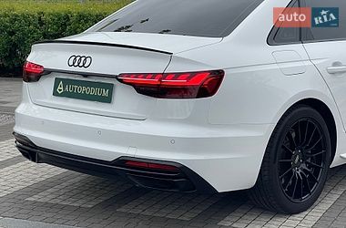 Седан Audi A4 2022 в Києві