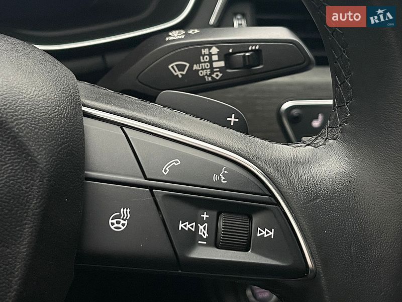 Седан Audi A4 2022 в Києві