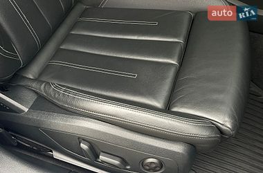 Седан Audi A4 2022 в Києві