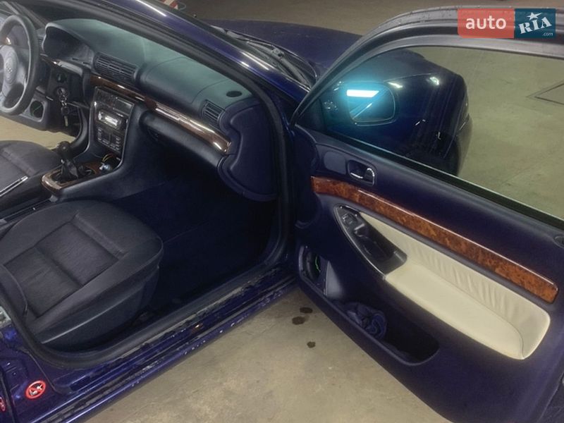 Універсал Audi A4 1998 в Львові