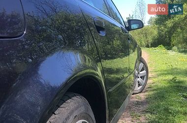 Седан Audi A4 2002 в Глинянах