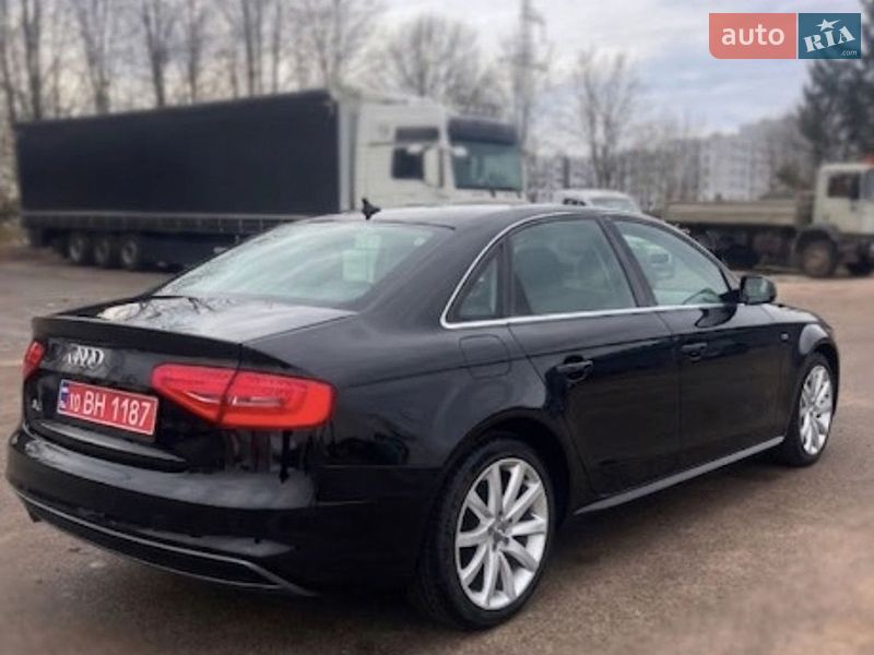 Седан Audi A4 2016 в Львове