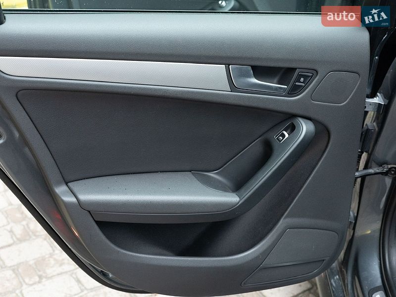 Седан Audi A4 2014 в Києві фото 24 Седан Audi A4 2014 в Києві