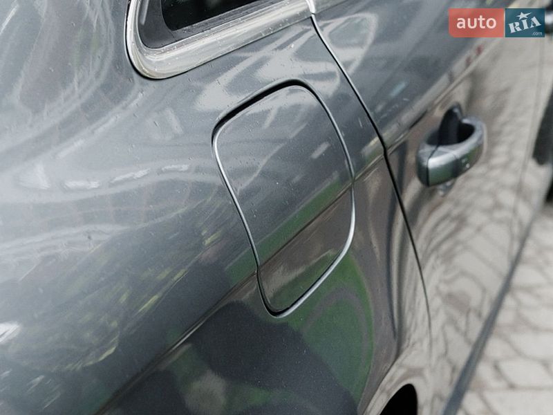 Седан Audi A4 2014 в Києві фото 29 Седан Audi A4 2014 в Києві