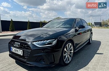 Седан Audi A4 2022 в Львові