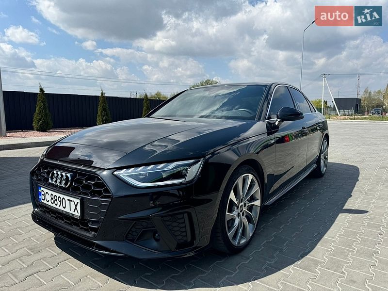 Седан Audi A4 2022 в Львові