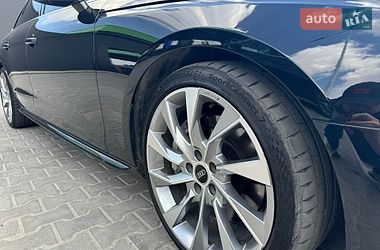 Седан Audi A4 2022 в Львові