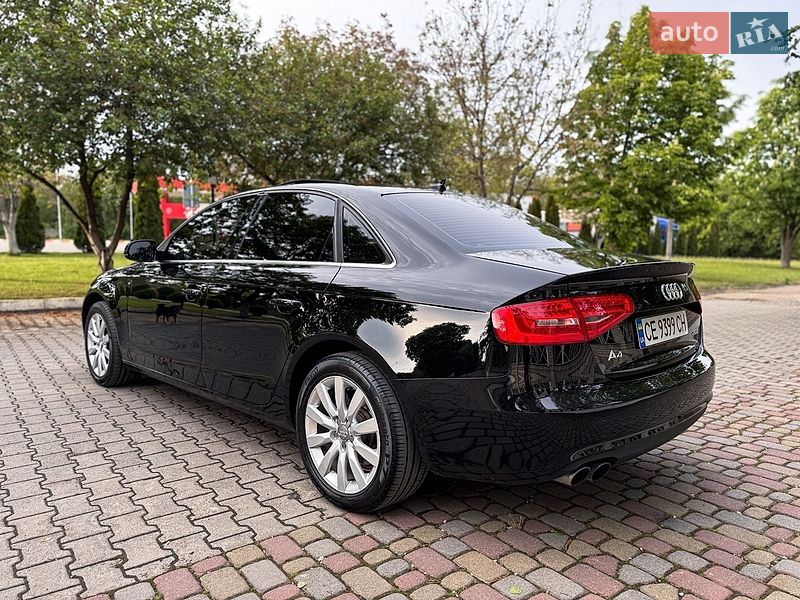 Седан Audi A4 2013 в Чернівцях