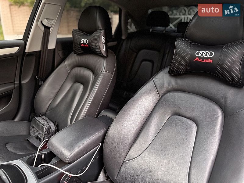 Седан Audi A4 2013 в Чернівцях