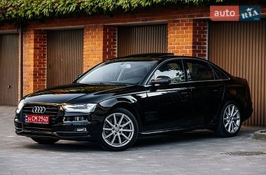 Седан Audi A4 2016 в Стрию