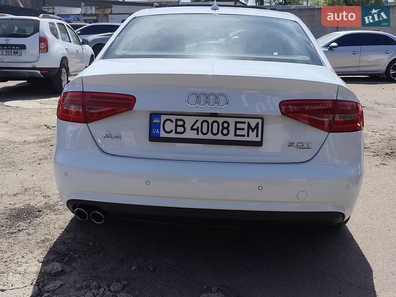 Седан Audi A4 2012 в Чернігові
