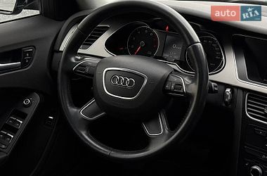 Седан Audi A4 2014 в Рівному