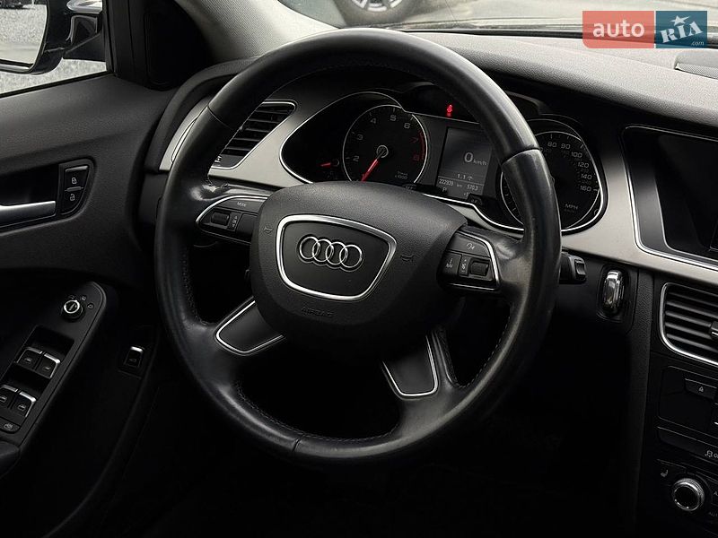 Седан Audi A4 2014 в Рівному