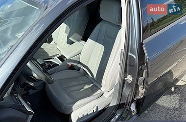 Седан Audi A4 2017 в Луцке