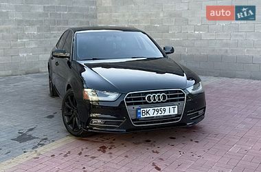 Седан Audi A4 2013 в Рівному