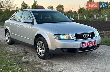 Седан Audi A4 2002 в Турбовом