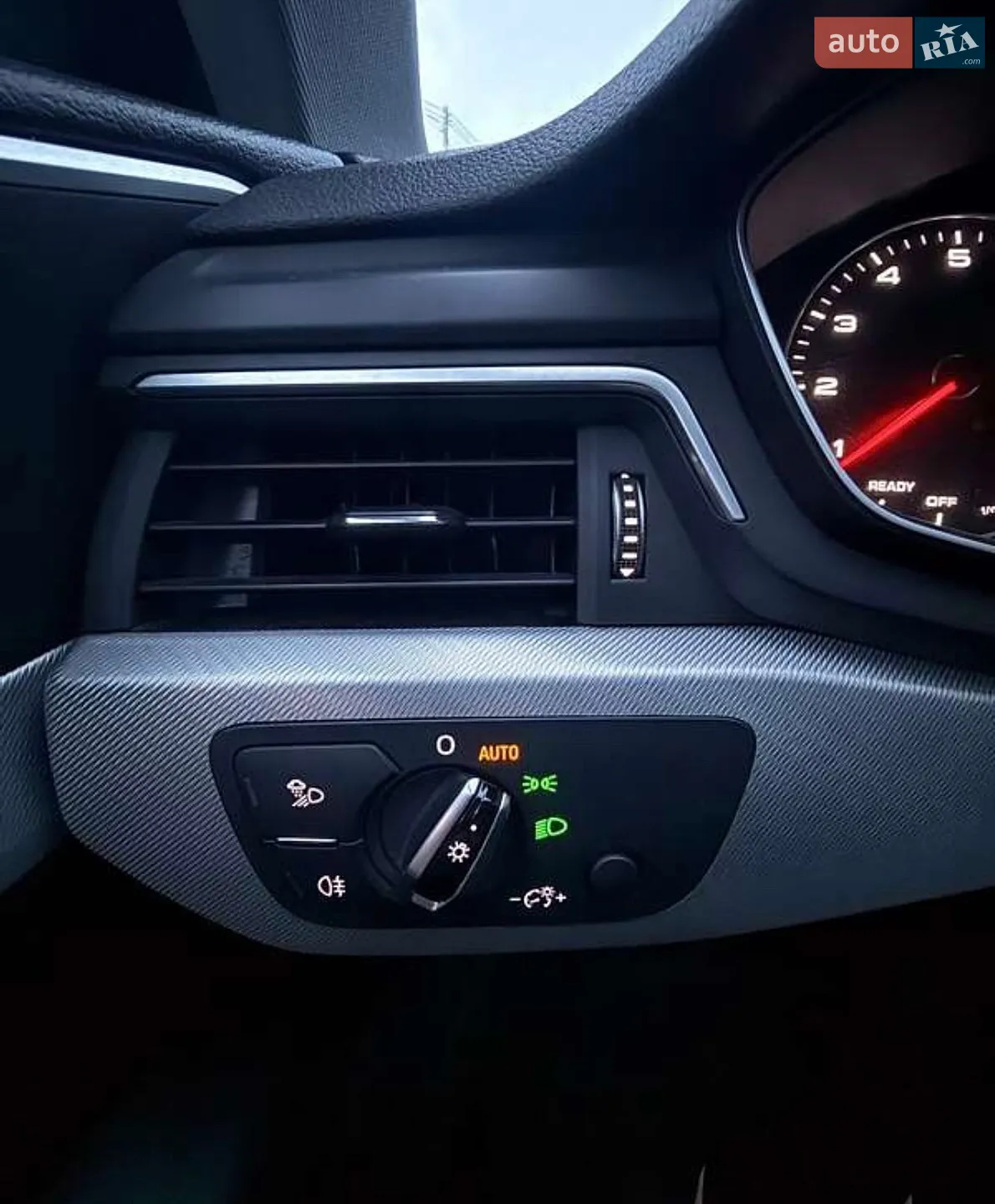 2016 Audi A4 - мініатюра 24