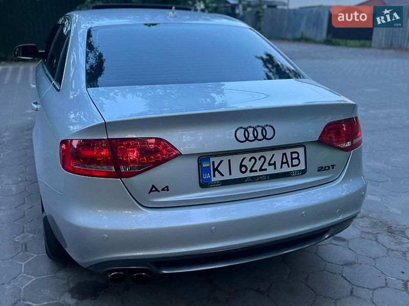 Седан Audi A4 2012 в Киеве