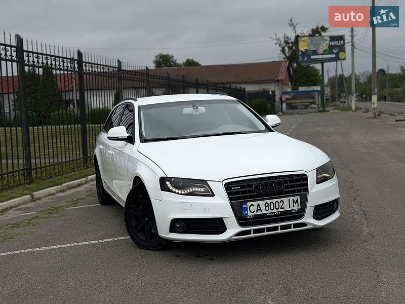 Універсал Audi A4 2009 в Макарові