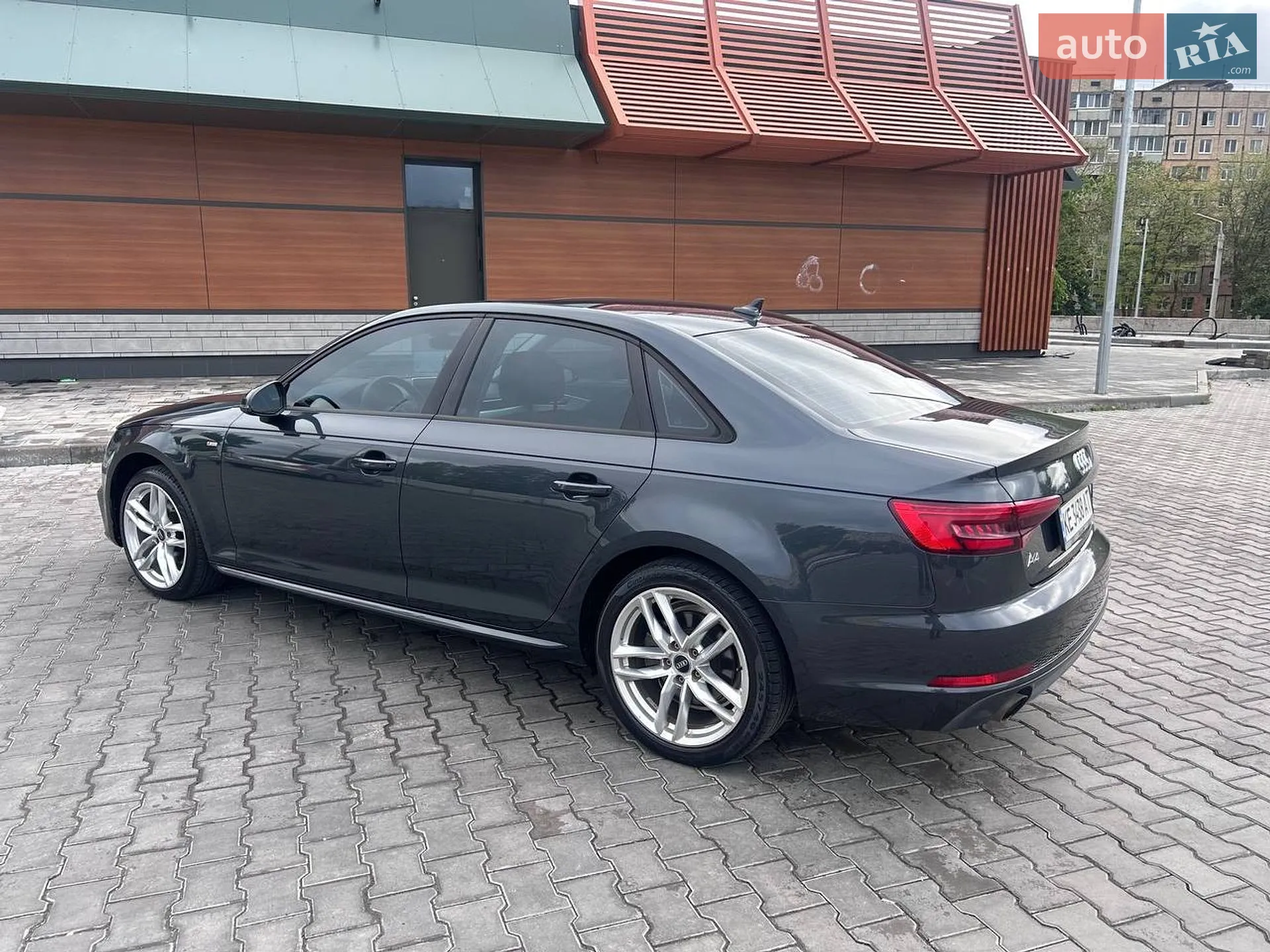 2016 Audi A4 - мініатюра 3