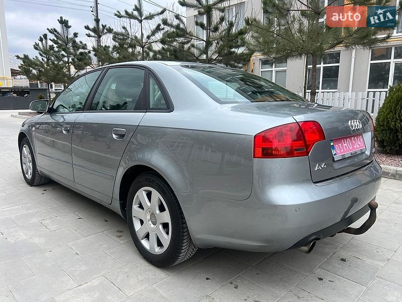Седан Audi A4 2005 в Вишневом