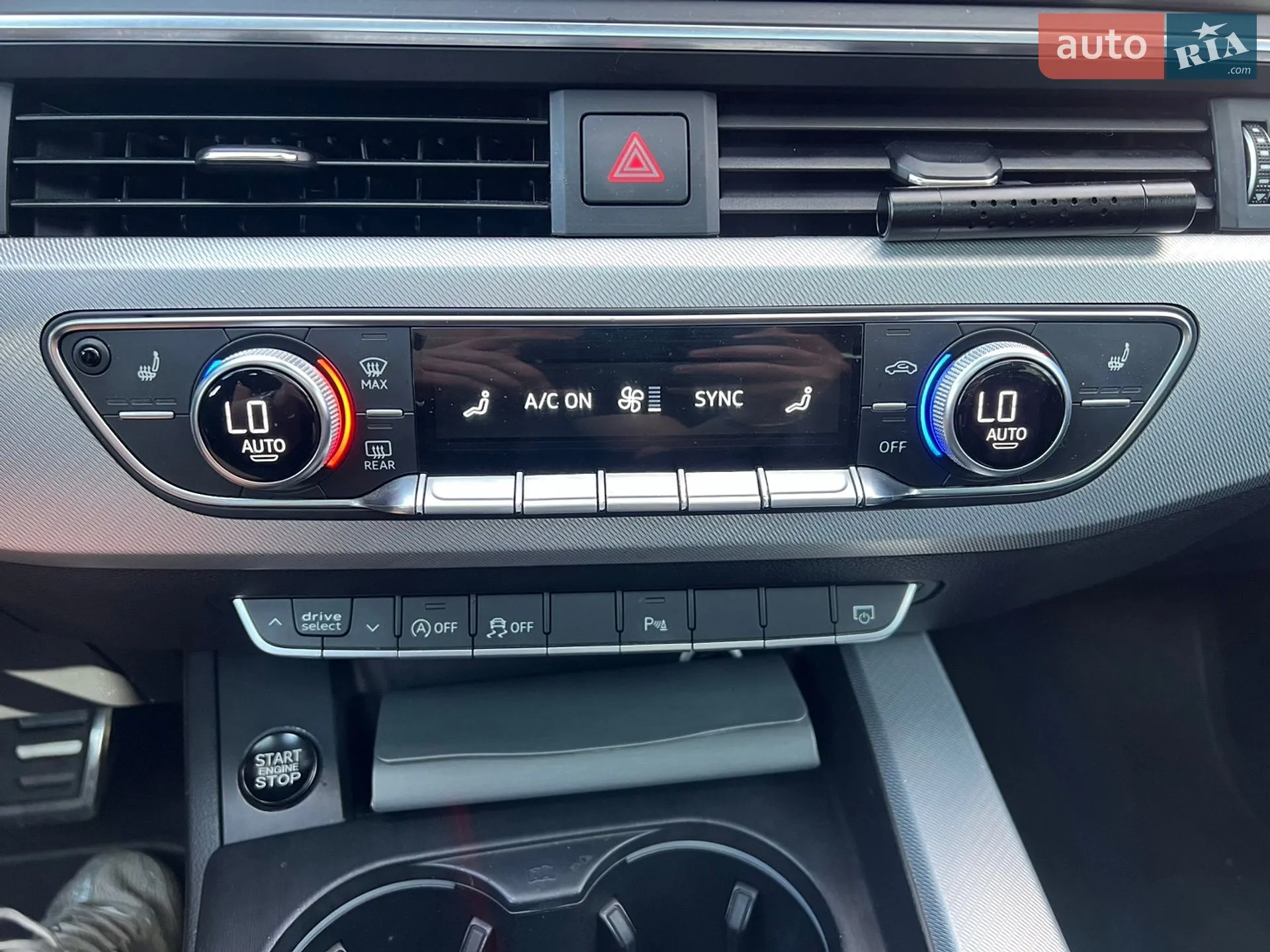 2016 Audi A4 - мініатюра 23