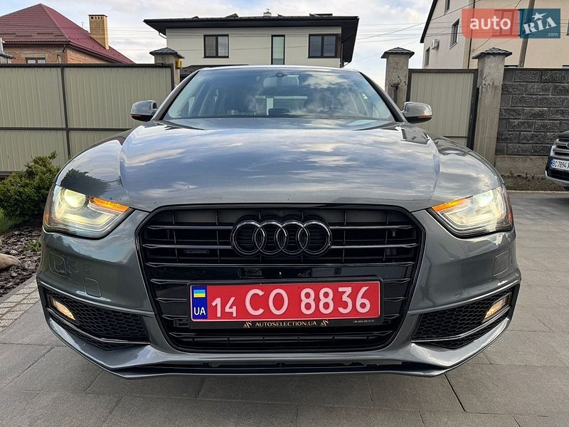 Седан Audi A4 2014 в Львове