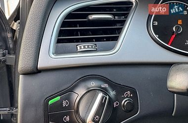 Седан Audi A4 2014 в Львове